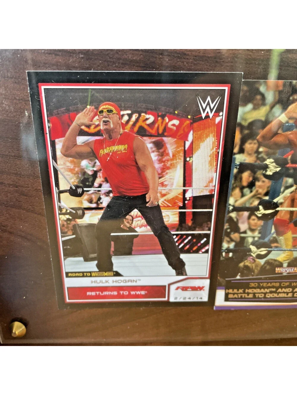 WWE Hulk Hogan Commemorative Card Plaque Topps Road to Wrestlemania display